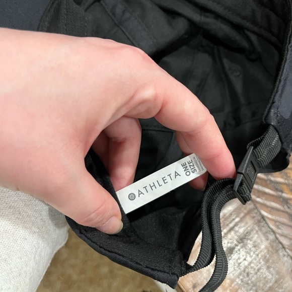 Athleta Black Baseball Cap Sleek Water-Resistant Hat - Picture 3 of 3